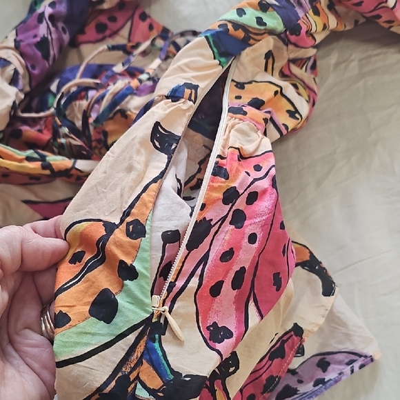 Farm Rio Colorful Top - Picture 10 of 11